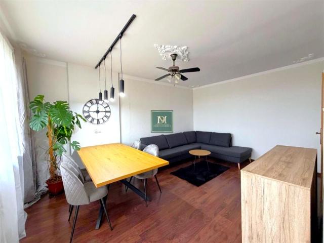 Zamenhofa 62,63 m², Police