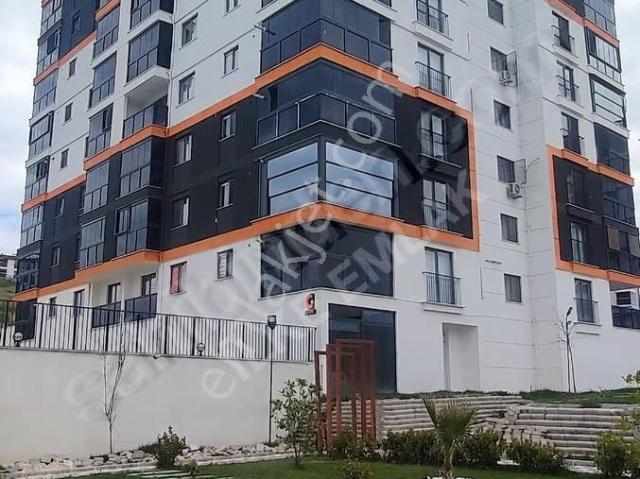 Zan Vadi Konakları'nda Havuz Cepheli, Ferah 3+1 Daire