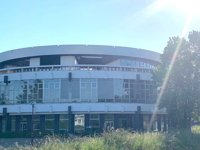 ZAC AUGNY sur 3400 m2 Bureaux, Restaurant, Rooftop, Co working