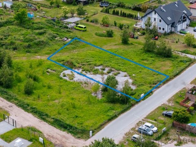 Zacisze 957 m², Groblice