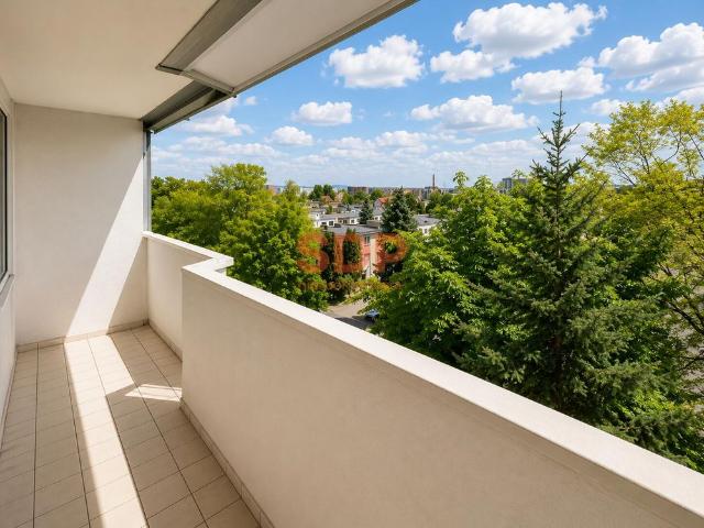Zadbane mieszkanie w zielonej okolicy | Loggia | Ostatnie piętro