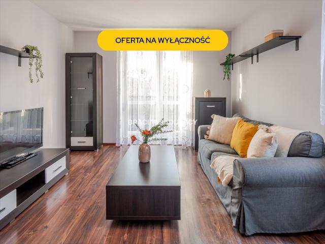 Zadbane 2 pokoje z balkonem i widokiem na zieleń