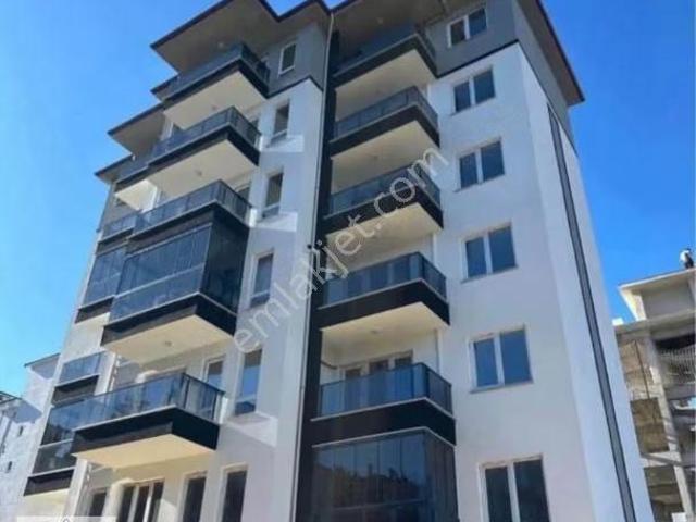 Zafer Gıda Arkası Eşyalı 1+1 Kiralık Daire