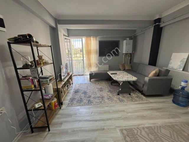 Zafer'de Mekke Camii Civarı Yüksek Giriş Full Eşyalı 1+1