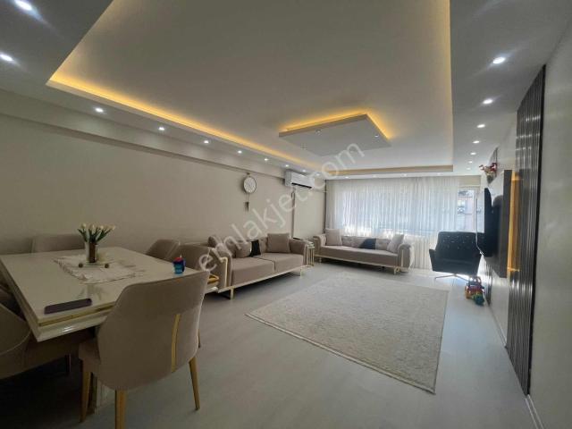 Zafertepe İzmirpark Avm Yakını 3+1 Geniş Daire