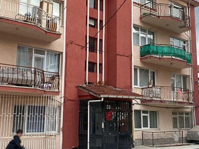 ZAFERTEPE MAHALLESİ BAHÇELİEVLER SİTESİNDE SATILIK3+1 DAİRE