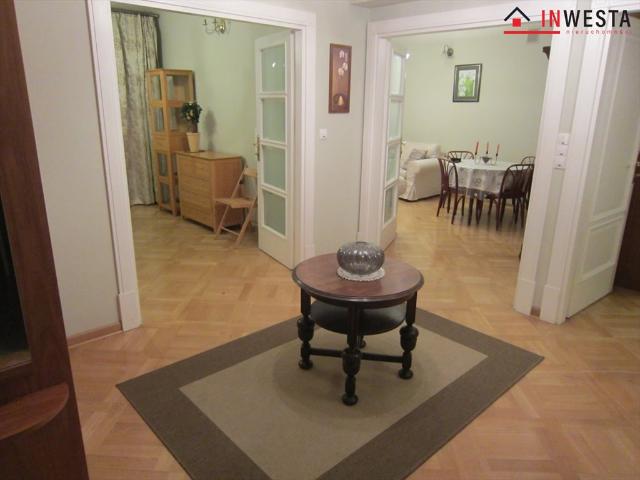 Sprzedam przestronne 3 pokojowe mieszkanie 77 m² w Śródmieściu