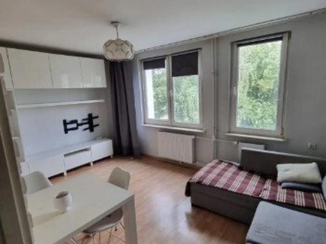 Zapraszam do 23,5 m² mieszkania na Mokotowie z oddzielną kuchnią