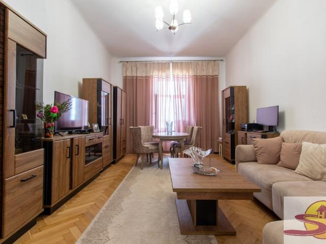 Zapraszam do 2 pokojowego mieszkania 43,7 m² w klimatycznej kamienicy
