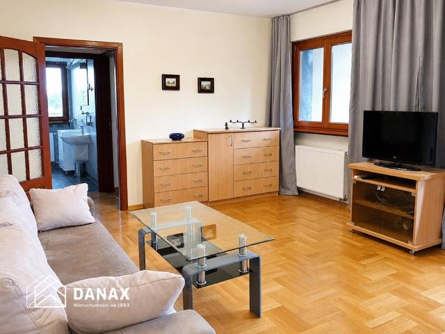 Zapraszam do 49 m² jasnego mieszkania z dużą loggią!