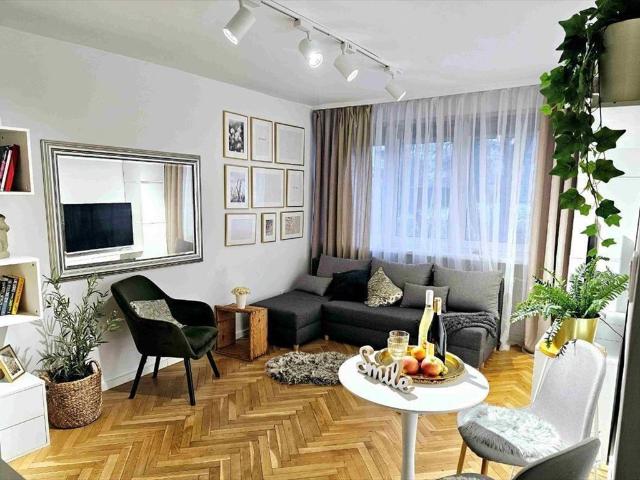 Polecam komfortowe 2 pokojowe mieszkanie 37 m² na Powiślu