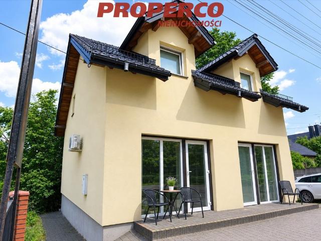 Zapraszam do obejrzenia domu z lokalem usługowym 189 m² w Zagnańsku