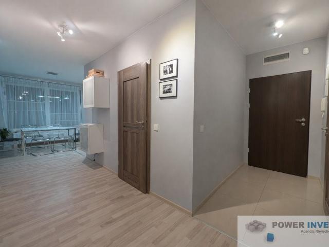 Zapraszam do wynajmu komfortowego 3 pokojowego mieszkania z dużym balkonem i systemem smart home