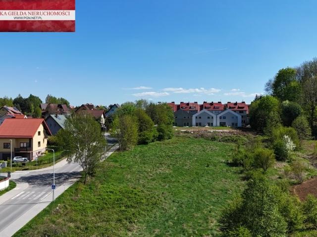 Zapraszam do zakupu działki 1789 m² w Kłodzku z widokiem na góry