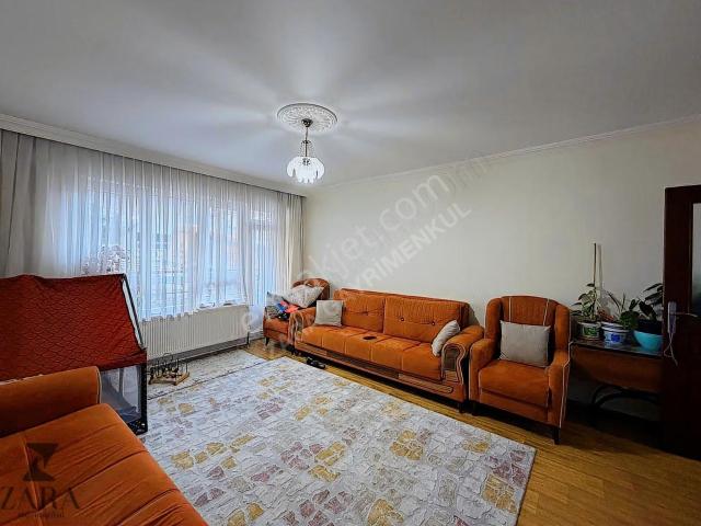 ▄zara▄duralialıç Mh.neşet Ertaş Cd Yakını Merkezi Konum 3+1daire