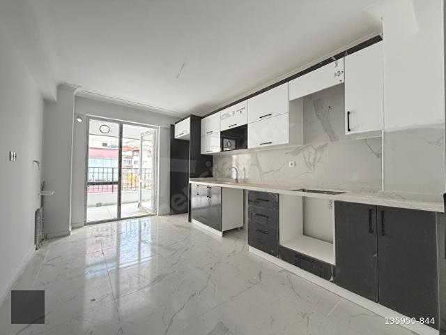 ZARADURALİ ALIÇ MH. ANA CD. YANI SIFIR ARA KAT 120m 3+1 DAİRE