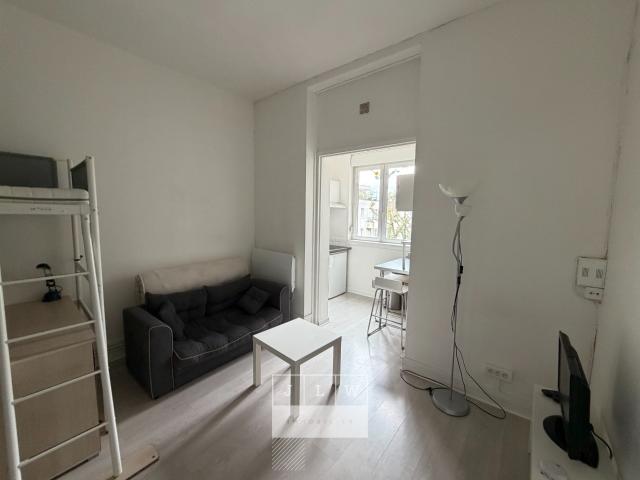 ZBU LL152 Lille Centre Studio meublé rue Gambetta