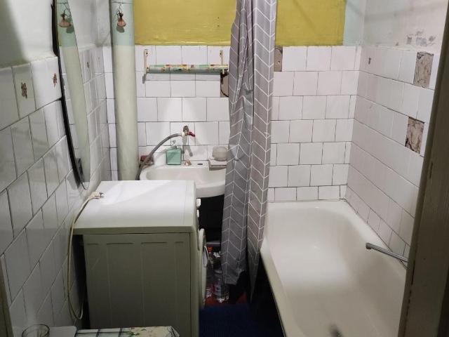 Здається в оренду квартира біля Костелу