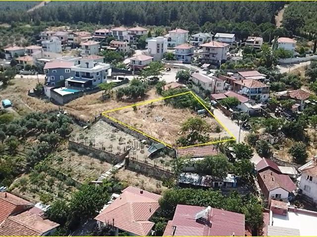 ZEMAKS GAYRİMENKUL'DEN CAMLIK VİLLALAR BÖLGESİNDE 660 m2 ARSA