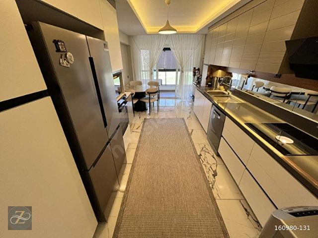 ZENTA'DAN TÖREKENT SERRA CADDE 4+1 KATTA FIRSAT ACİL DAİRE