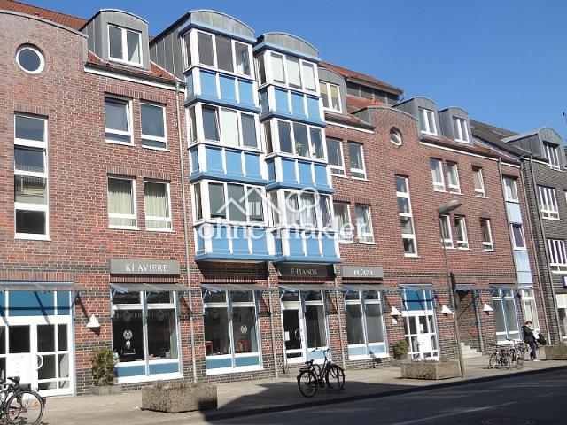 Zentral gelegene gepflegte 3 Zimmer DG Wohnung in Ahrensburg