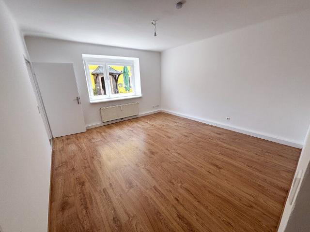 Zentral gelegene, sanierte Wohnung