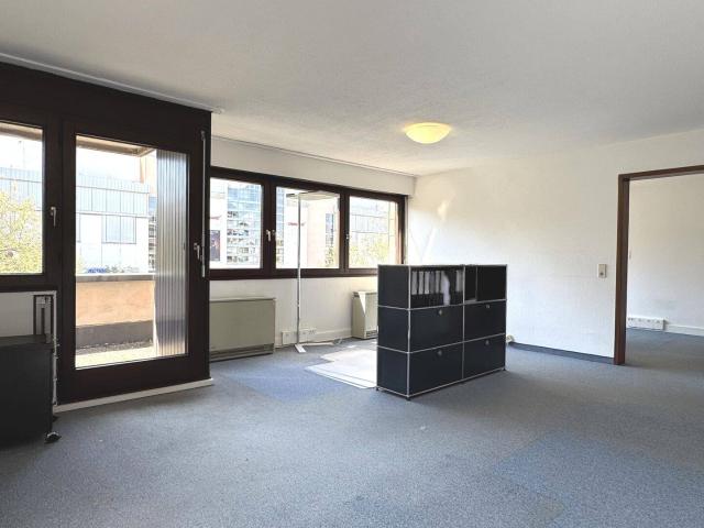 Zentral gelegene 2,5 Zimmer Wohnung mit Westterrasse & Garagenbox in Sindelfingen