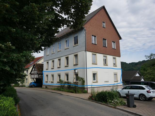 Modernisierte 4 Zi. EG Wohnung in Untermünkheim mit Garage, zentral gelegen