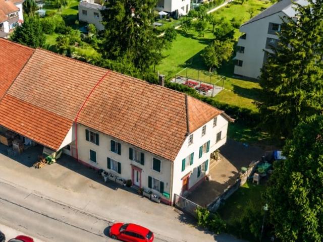 Zentral gelegenes Mehrgenerationenhaus mit Garten, Terrasse und Ausbaupotenzial