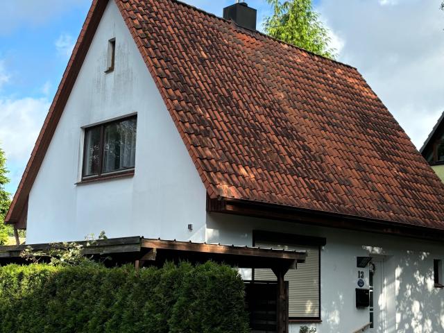 Zentral und ruhig gelegen kleines EFH in Norderstedt Mitte
