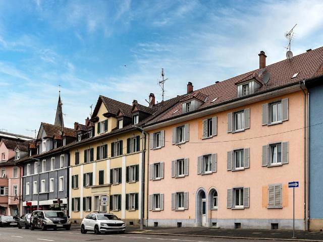 Zentral wohnen, grün genießen Wohnung mit Loggia