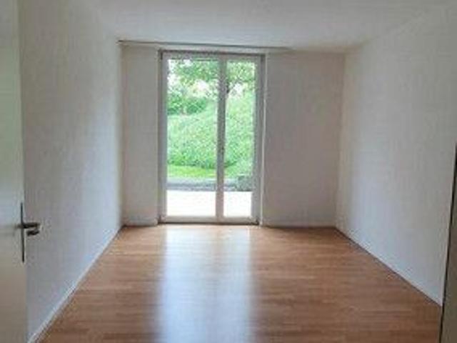 Zentral Wohnen mit Sitzplatz!