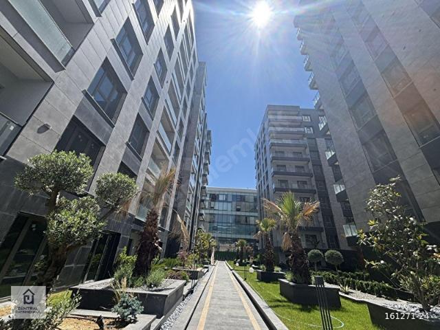 ZENTRAL'DEN EMPİRE BEYLİKDÜZÜ NET 53,17m2 SATILIK PREMİUM DAİRE