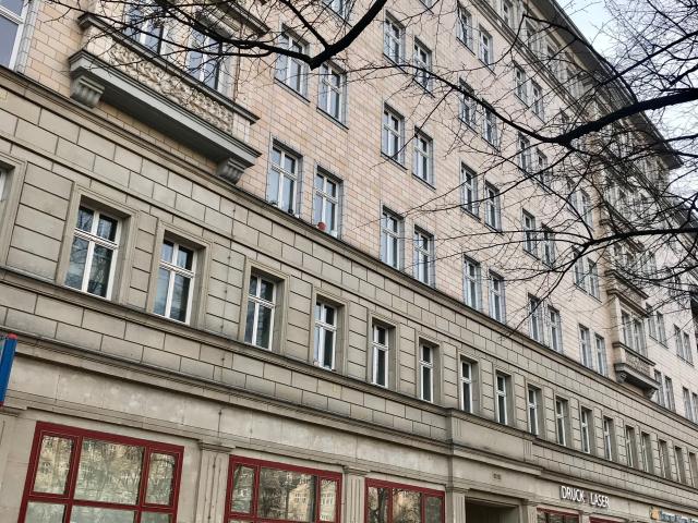 Zentrale 4 Zimmerwohnung mit Aufzug in Berlin Friedrichshain