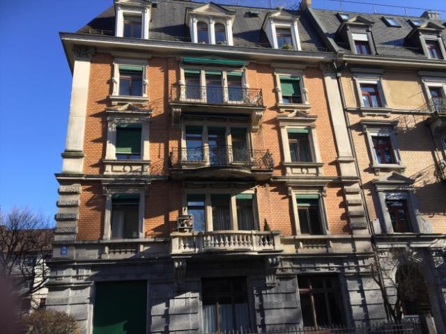 Zentrale 2.5 Zimmer Wohnung