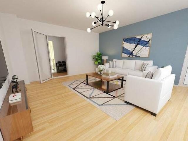 Zentrale 35 ZimmerWohnung mit Balkon in Backnang 2 BALKONE