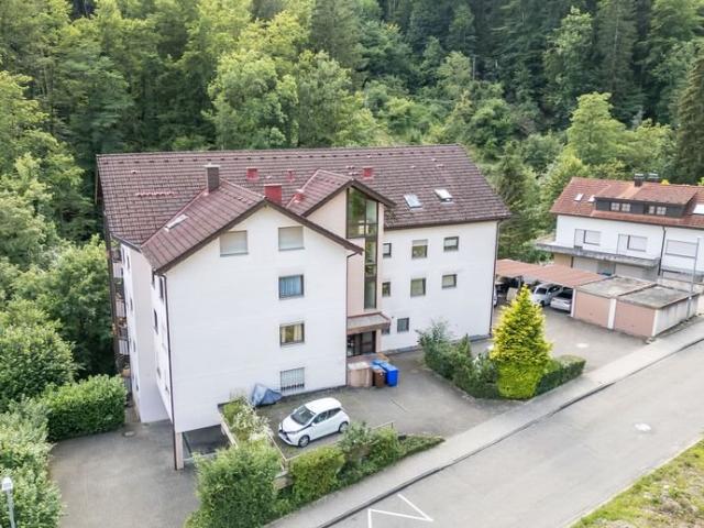 Großzügige 3,5 Zimmerwohnung in Waldshut zu verkaufen | mit Balkon | nahe den Schulen