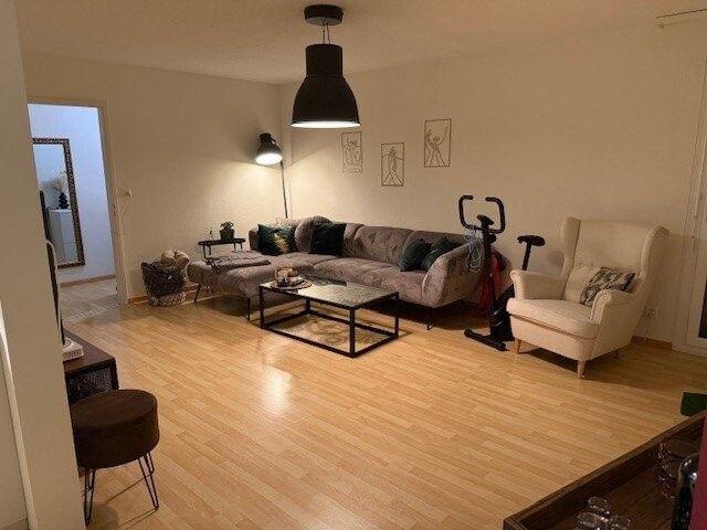 zentrale und moderne Wohnung mit Charme