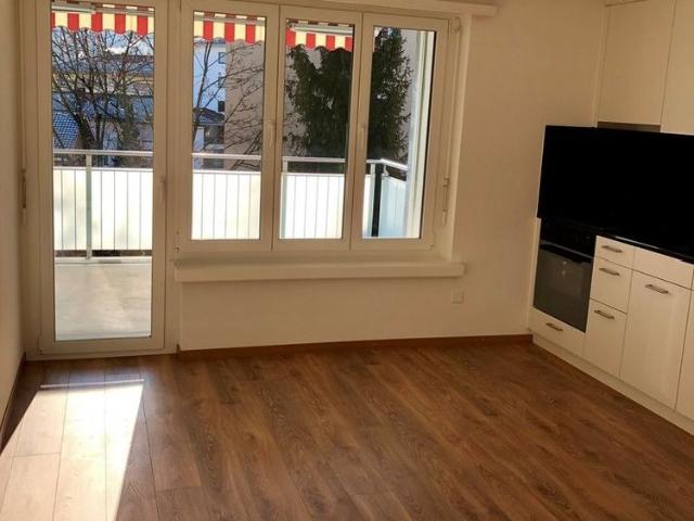 Zentrale Wohnung Nähe Sternen Oerlikon
