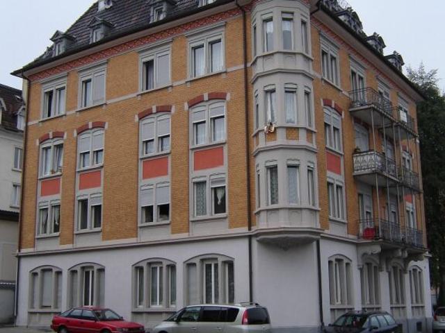 Zentrale Wohnung in Seenähe