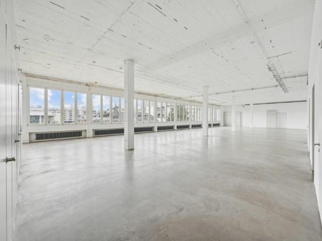 Zentrale Bürofläche im Edelrohbau gestalten Sie Ihren neuen Standort