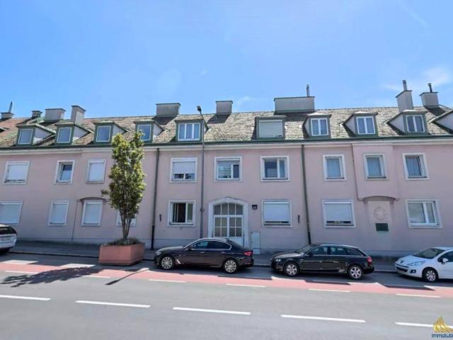 Zentrale Dachgeschosswohnung in Schwechat