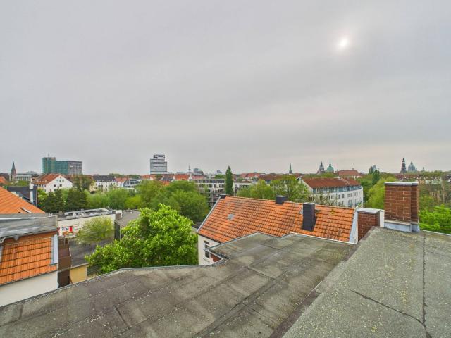 Zentrale Lage Dachgeschoss mit Genehmigung