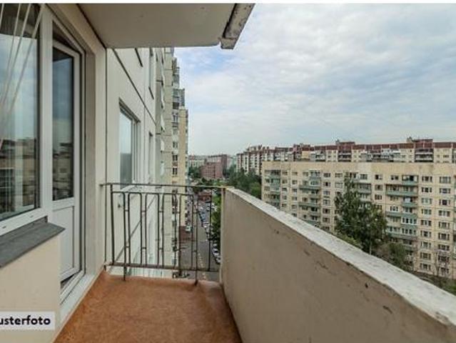 Zentrale Lage 2 Zimmer Wohnung + provisionsfrei