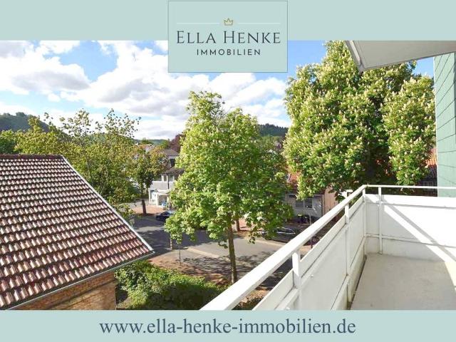 Zentraler gehts nicht Großzügige, sonnige 3 Zimmer Wohnung mit Balkon in Top Innenstadtlage.