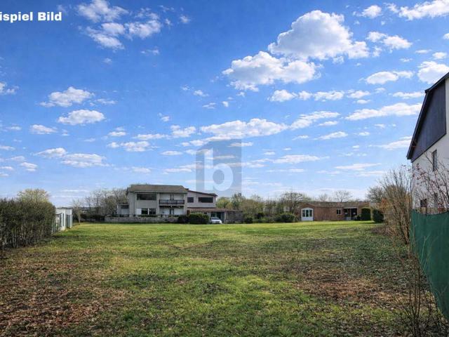 ZENTRALES BAUGRUNDSTÜCK IN RIED | 882 M² | MEHRFAMILIENHAUS MÖGLICH