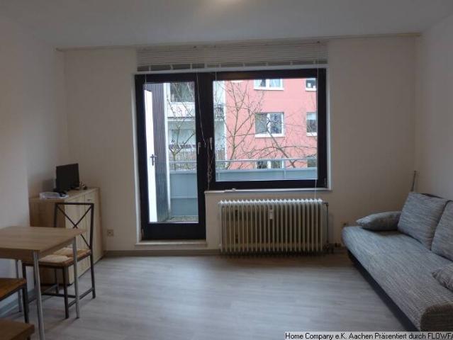 Zentrum, in ruhiger Lage: Kleines Apartm 1 Zi. mit Balkon