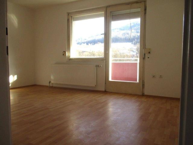 Zentrumsnahe 2 Zimmer Wohnung mit Küchenblock und Balkon in Kindberg zu mieten !