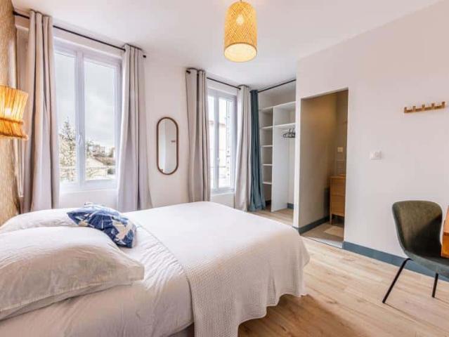 ZÉNIT logement 7 avec salle de bain et WC privatif