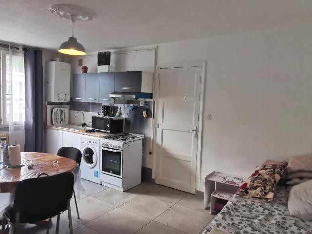 Zenith / Soleil Appartement type F3 Cuisine Equipée de 49m2